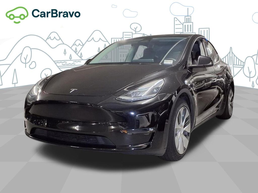 2024 Tesla Model Y Long Range — photo 1 of 6