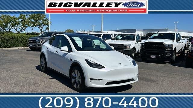 2023 Tesla Model Y Long Range — photo 1 of 1