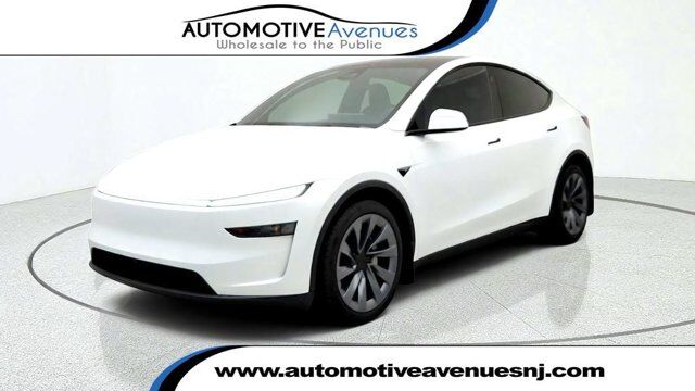 2026 Tesla Model Y Long Range AWD