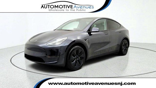 2025 Tesla Model Y Long Range