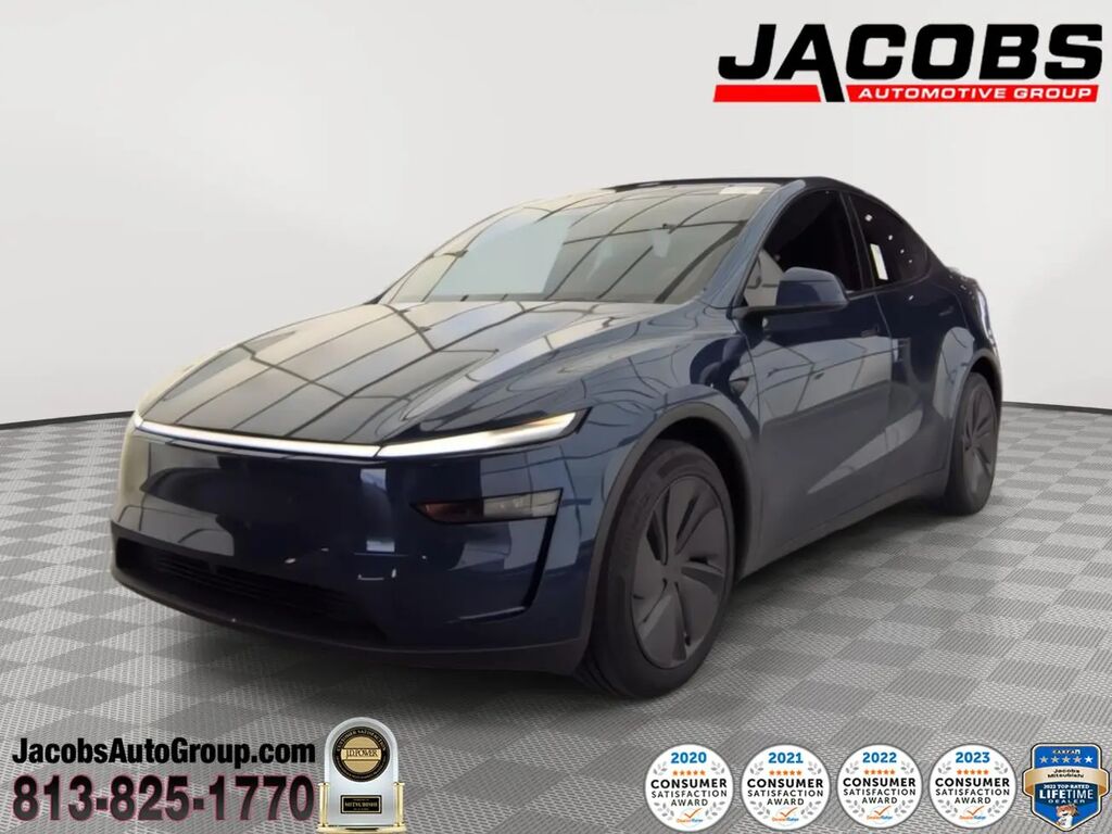 2026 Tesla Model Y Premium — photo 1 of 13