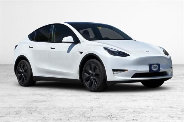 2025 Tesla Model Y Long Range