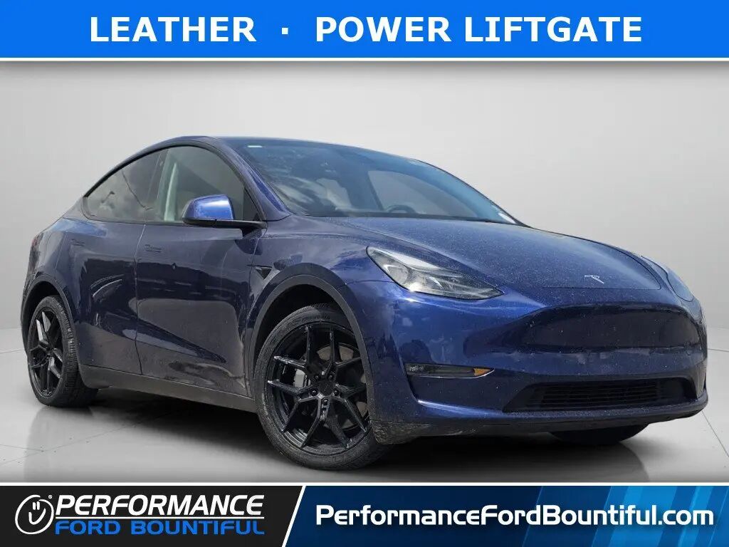 2023 Tesla Model Y Long Range — photo 1 of 27