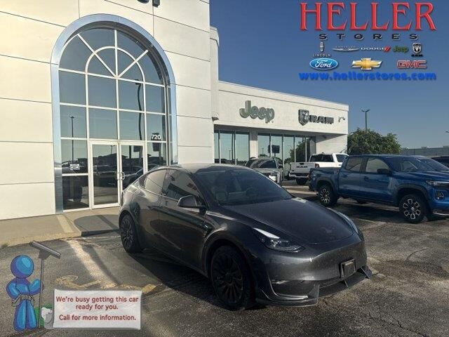 2024 Tesla Model Y Long Range