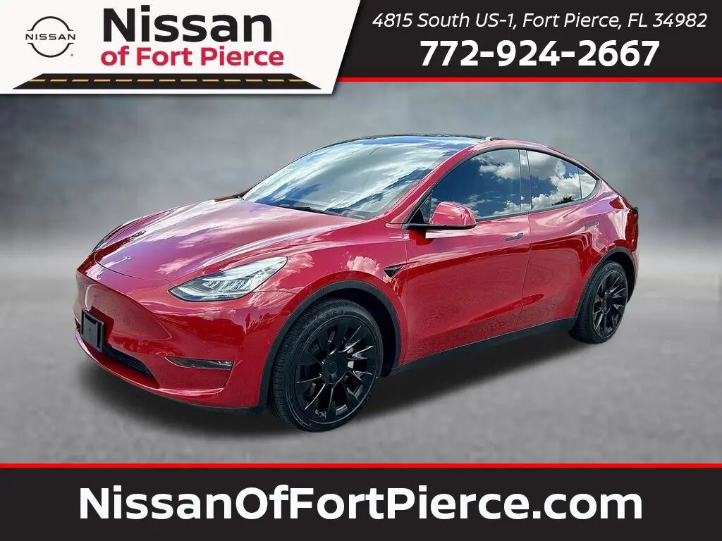 2022 Tesla Model Y Long Range — photo 1 of 13