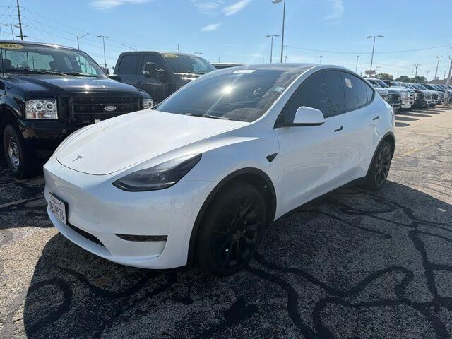 2023 Tesla Model Y Long Range