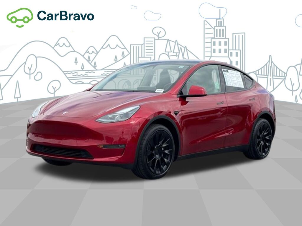 2024 Tesla Model Y Long Range — photo 1 of 6