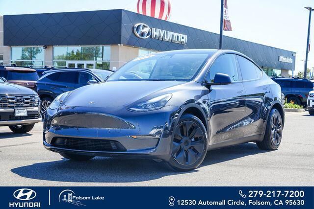 2024 Tesla Model Y Long Range