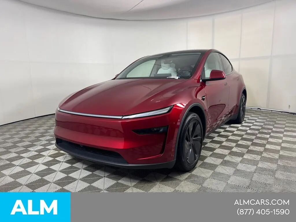2026 Tesla Model Y Long Range — photo 1 of 11
