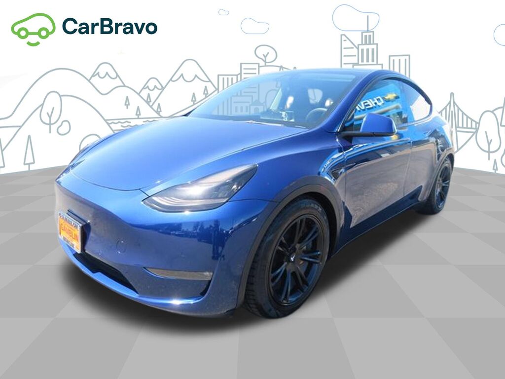 2022 Tesla Model Y Long Range — photo 1 of 7