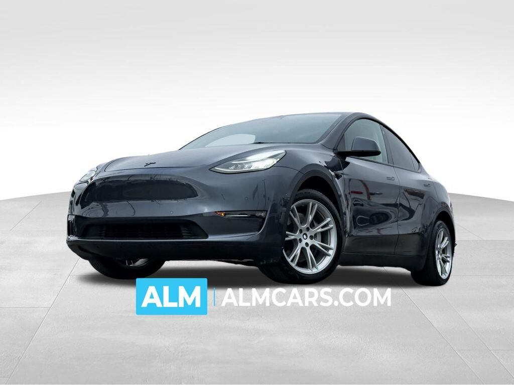 2023 Tesla Model Y Long Range — photo 1 of 13