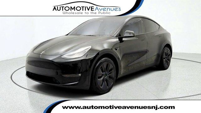 2025 Tesla Model Y Long Range