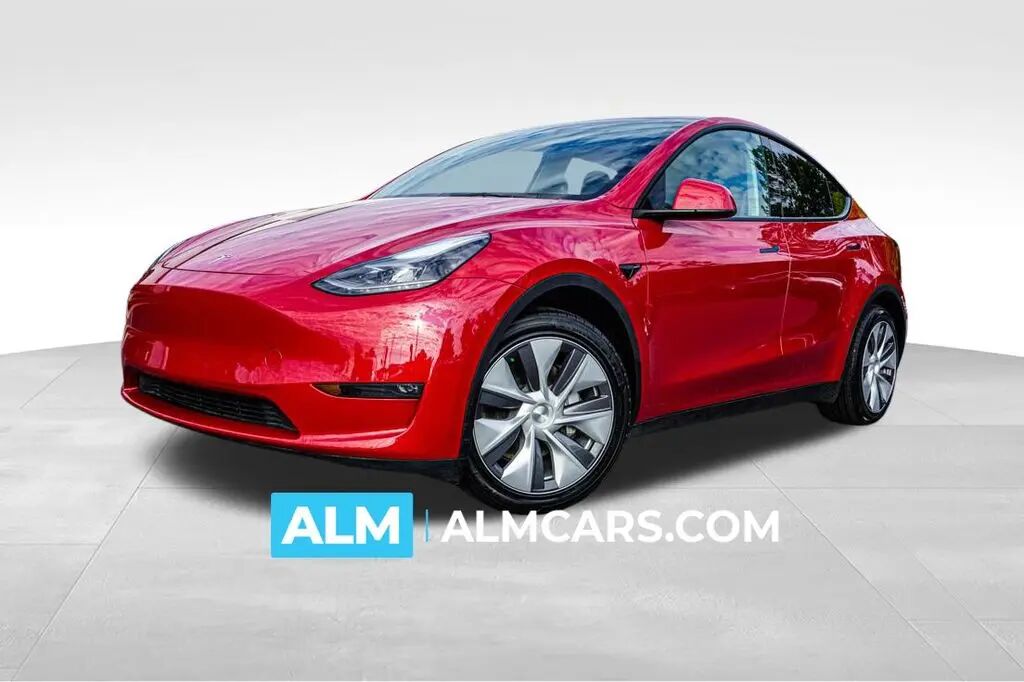 2023 Tesla Model Y Long Range — photo 1 of 1