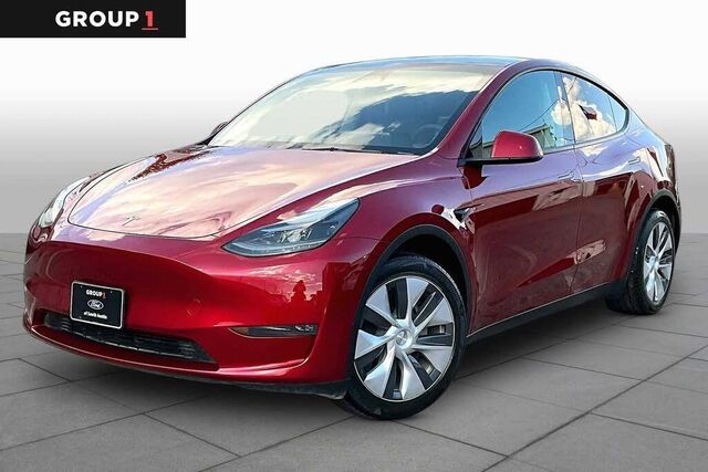 2024 Tesla Model Y Long Range