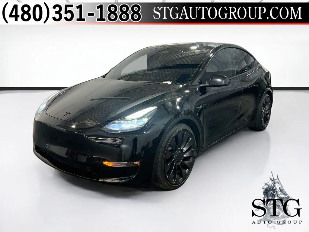 2023 Tesla Model Y Performance — photo 1 of 13