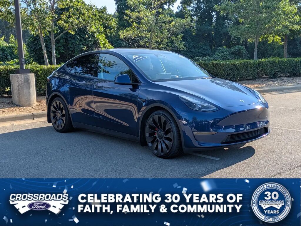 2023 Tesla Model Y Performance — photo 1 of 16