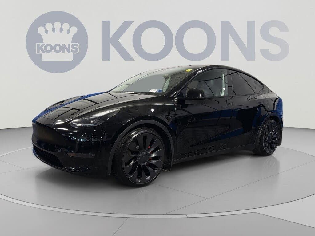2022 Tesla Model Y Performance — photo 1 of 14