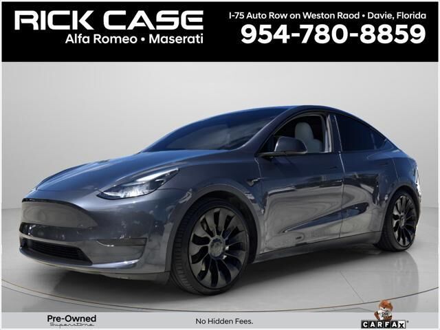 2022 Tesla Model Y Performance — photo 1 of 12