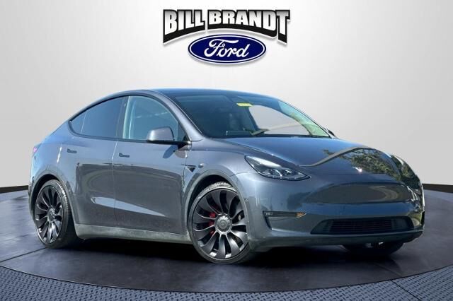 2022 Tesla Model Y Performance — photo 1 of 26