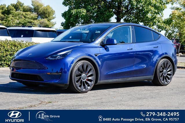 2022 Tesla Model Y Performance — photo 1 of 15