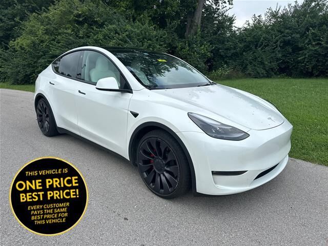 2023 Tesla Model Y Performance — photo 1 of 22