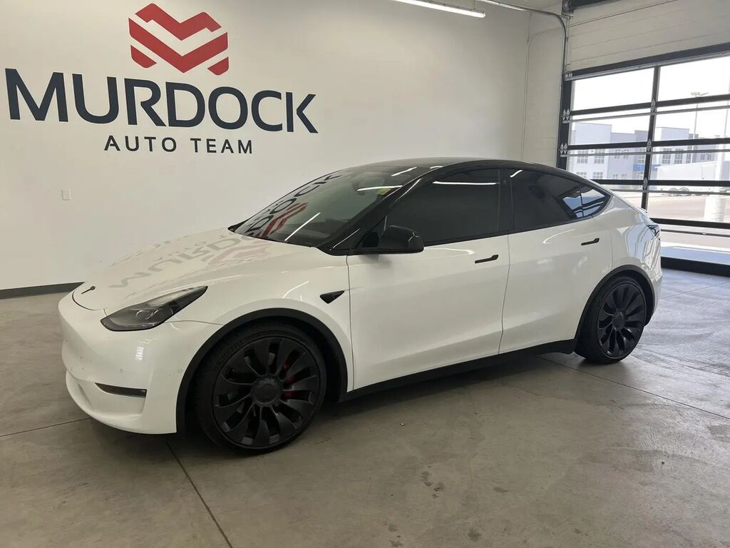 2022 Tesla Model Y Performance — photo 1 of 13