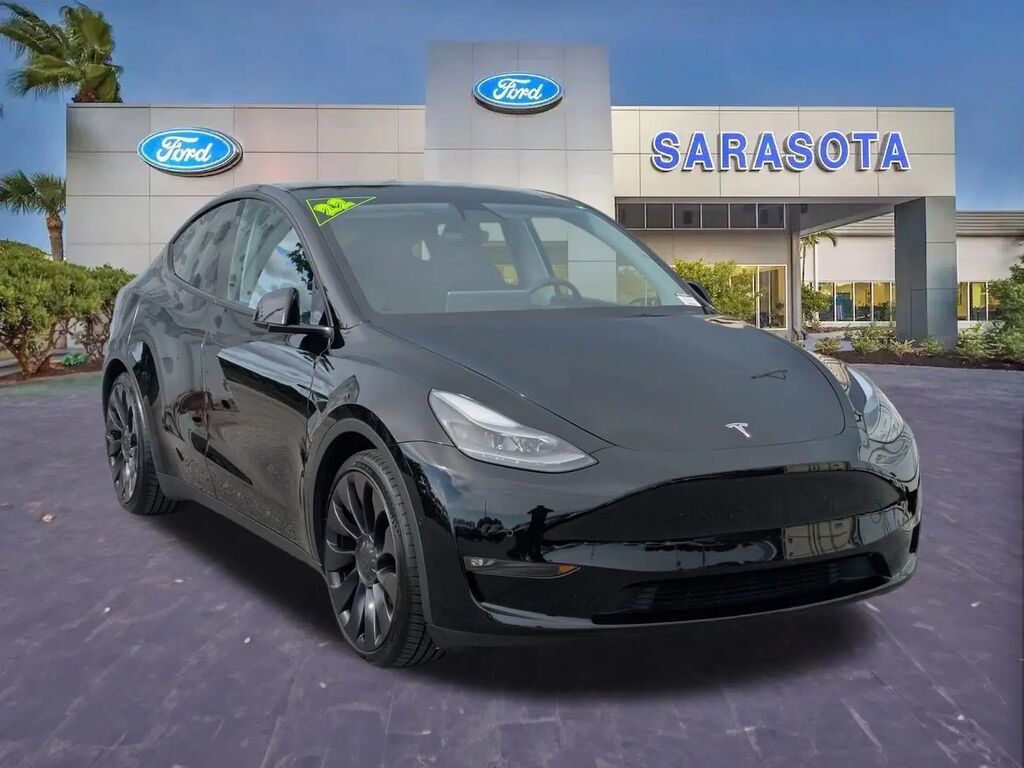 2022 Tesla Model Y Performance — photo 1 of 59