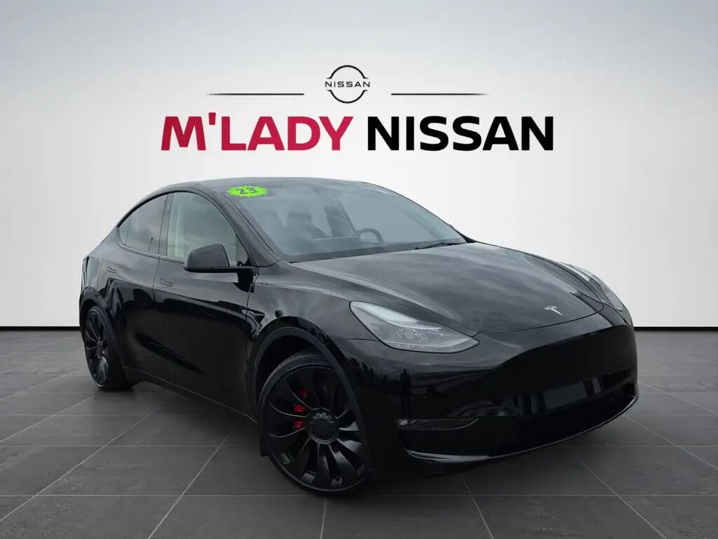 2023 Tesla Model Y Performance — photo 1 of 12