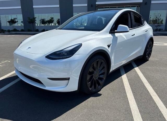 2025 Tesla Model Y Performance