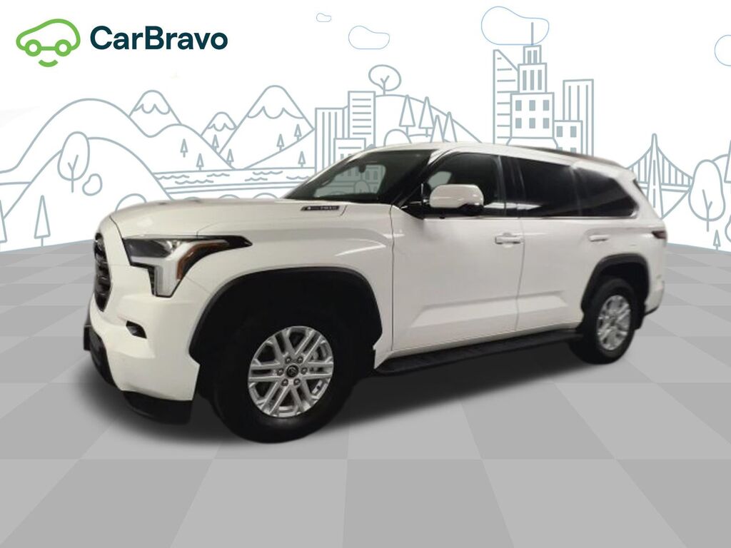 2023 Toyota Sequoia SR5 — photo 1 of 7