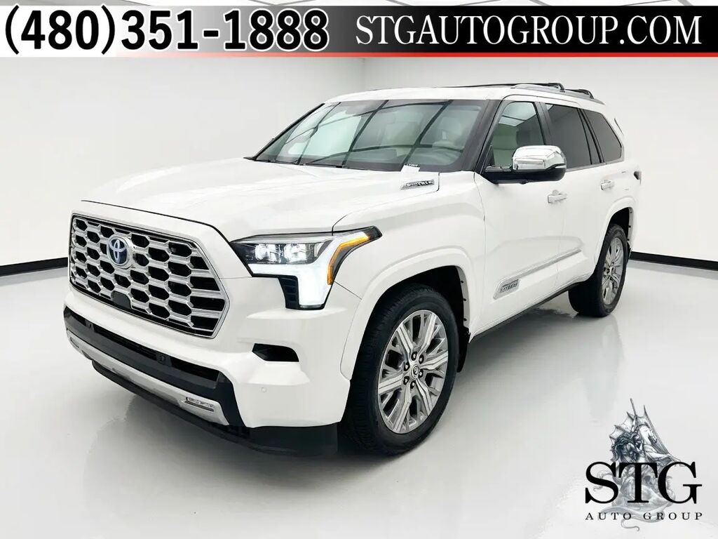 2024 Toyota Sequoia Capstone — photo 1 of 13