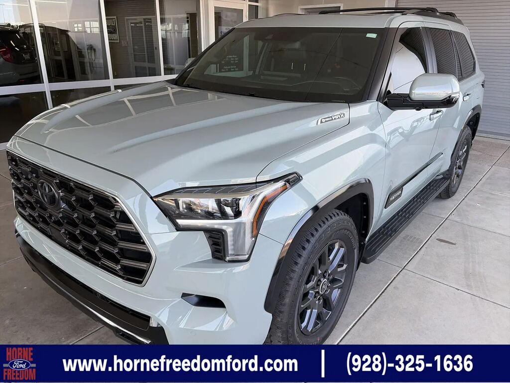 2024 Toyota Sequoia Platinum — photo 1 of 14