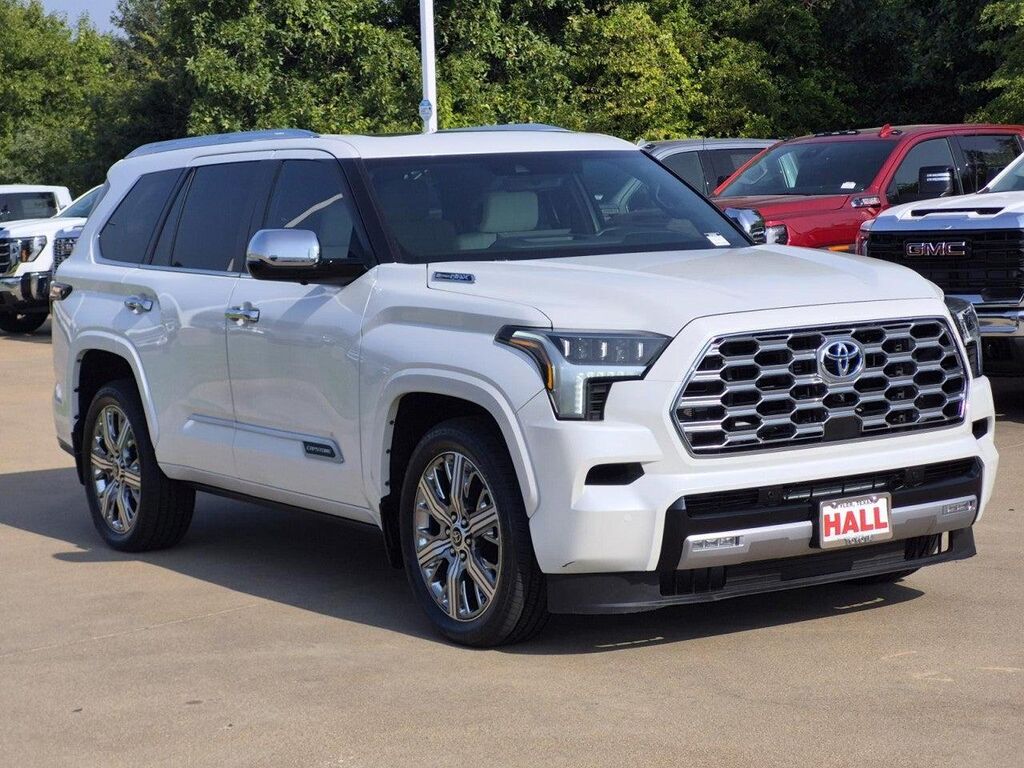 2024 Toyota Sequoia Capstone — photo 1 of 26