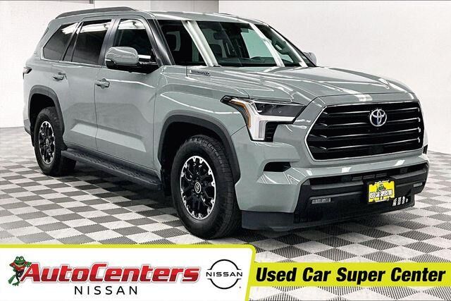 2024 Toyota Sequoia SR5