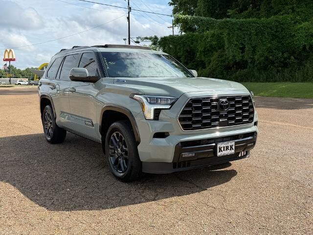 2024 Toyota Sequoia Platinum — photo 1 of 13