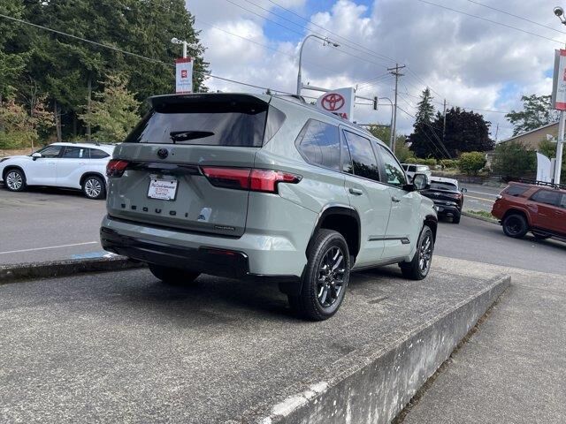 2025 Toyota Sequoia Platinum
