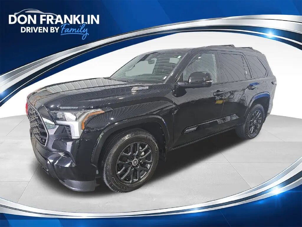 2024 Toyota Sequoia SR5 — photo 1 of 13