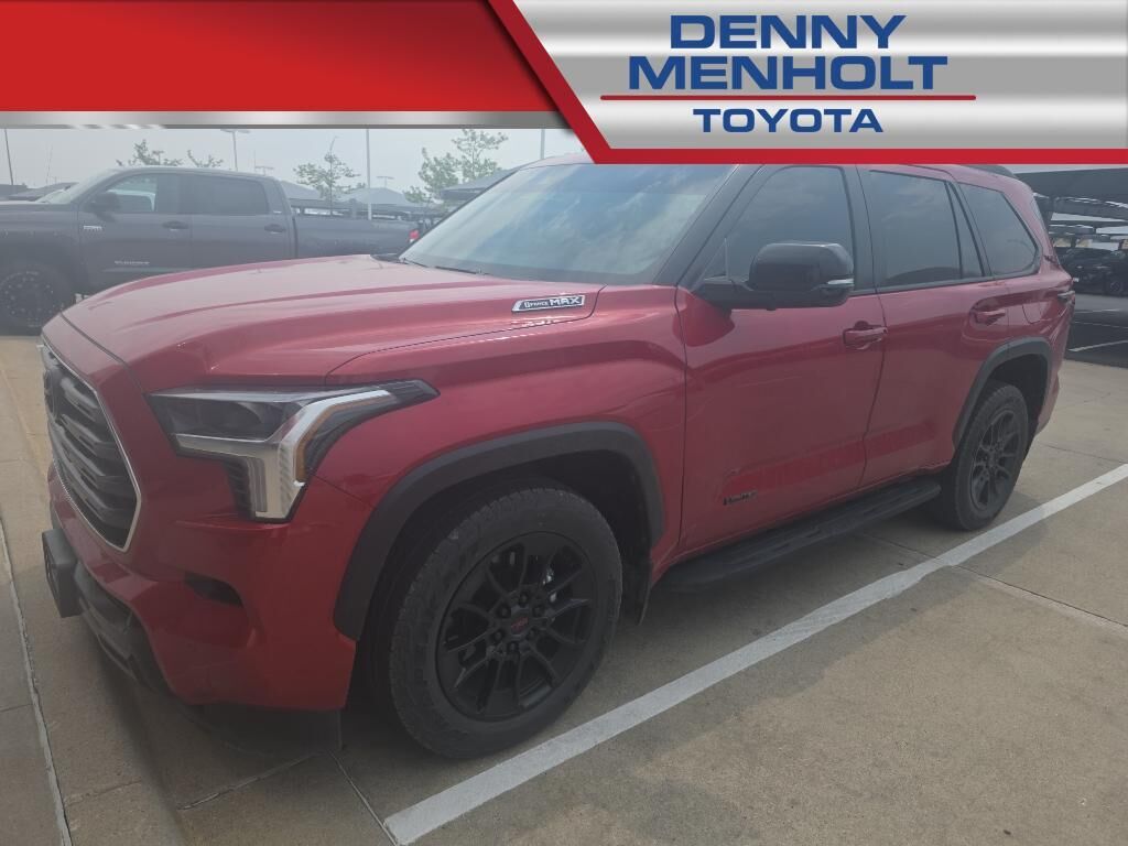 2025 Toyota Sequoia SR5 — photo 1 of 2