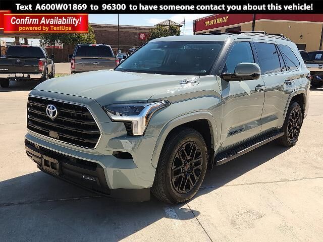 2024 Toyota Sequoia SR5