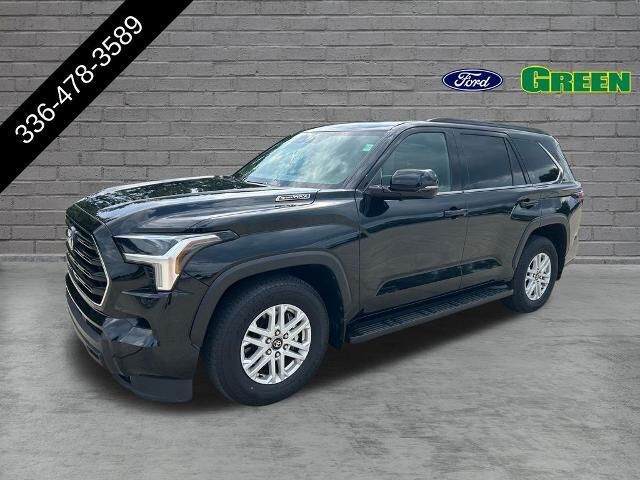 2025 Toyota Sequoia SR5