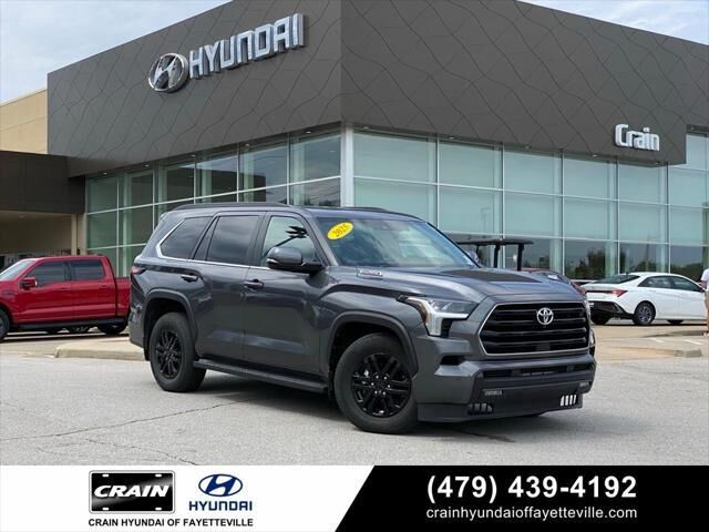 2025 Toyota Sequoia SR5 — photo 1 of 13