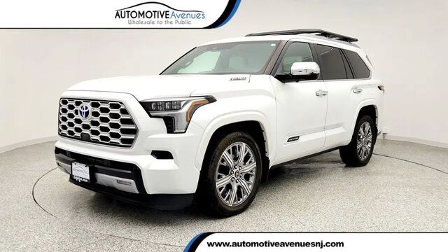 2024 Toyota Sequoia SR5