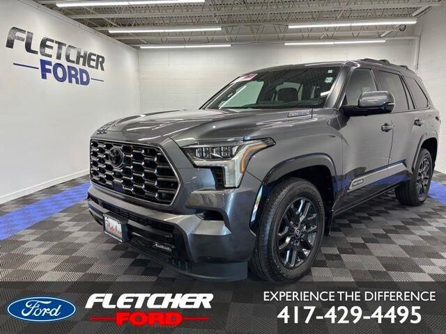 2025 Toyota Sequoia Platinum — photo 1 of 13