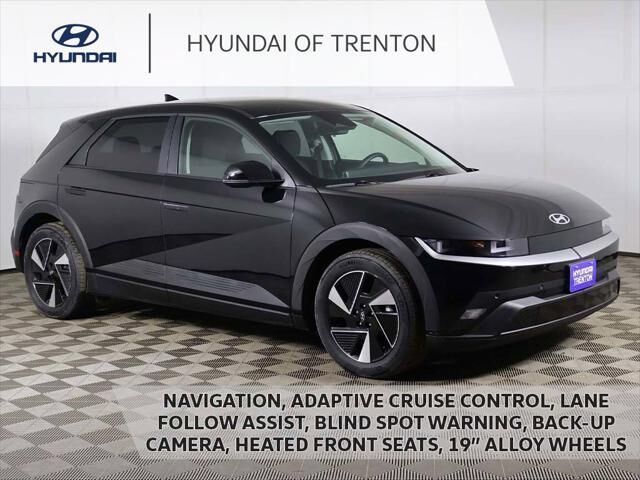 2025 Hyundai IONIQ 5 SE — photo 1 of 13