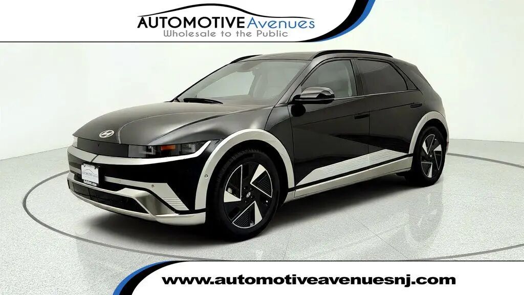 2025 Hyundai IONIQ 5 Limited — photo 1 of 26