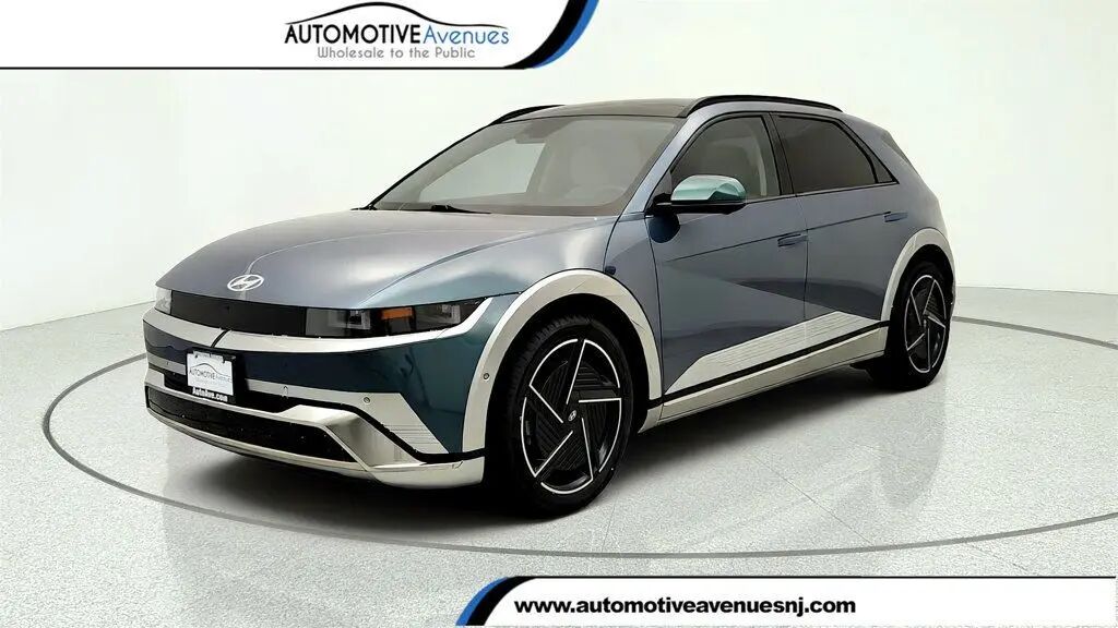 2025 Hyundai IONIQ 5 Limited — photo 1 of 16