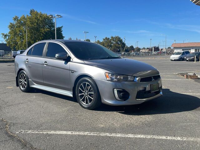 2017 Mitsubishi Lancer ES