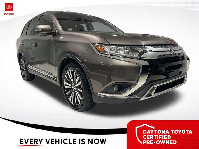 2020 Mitsubishi Outlander SE