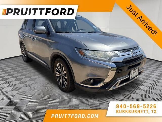 2019 Mitsubishi Outlander SE