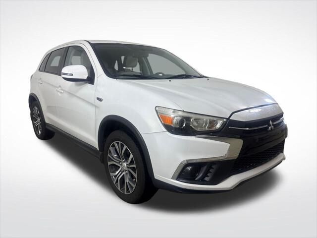 2018 Mitsubishi Outlander Sport ES — photo 1 of 37